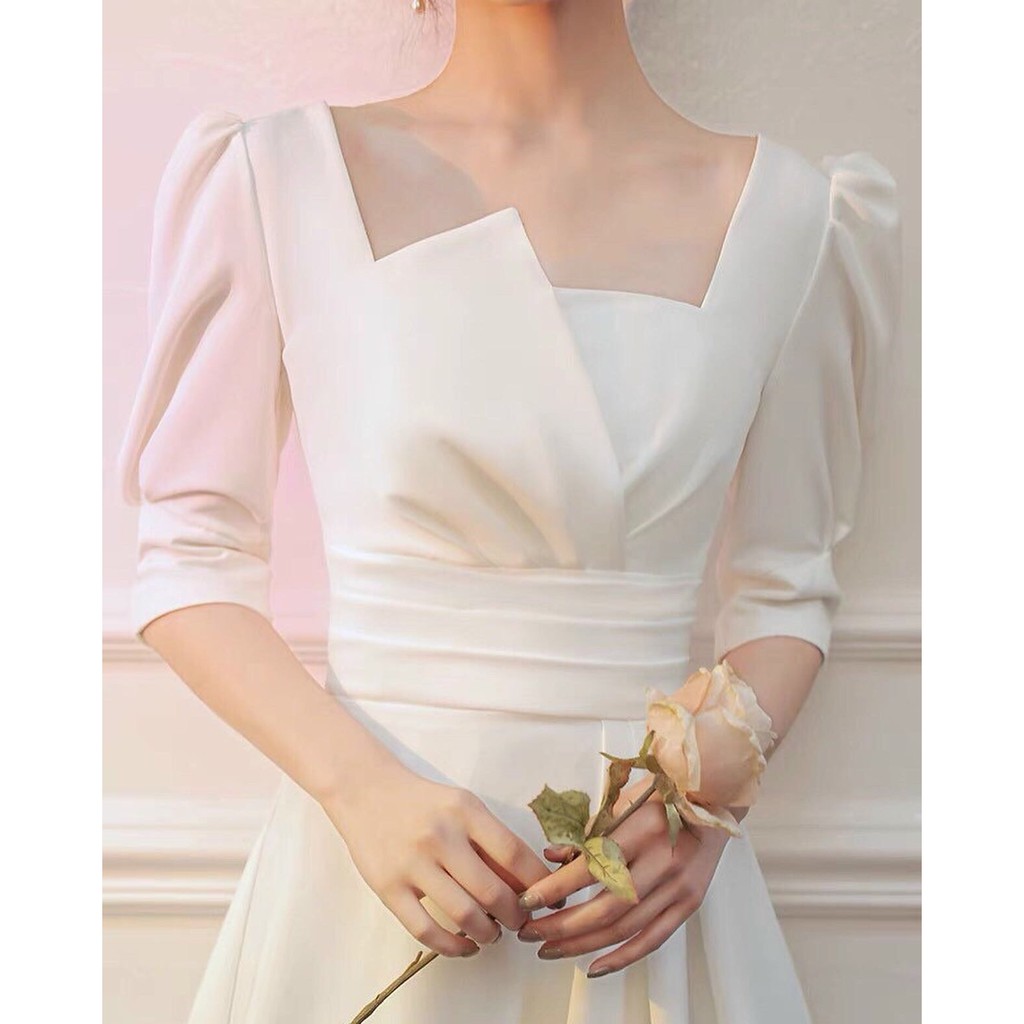 Váy trắng xòe thết kế cổ kiểu tay phồng dài đẹp lạ | BigBuy360 - bigbuy360.vn