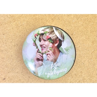 Huy hiệu , pin v- taehyung bts