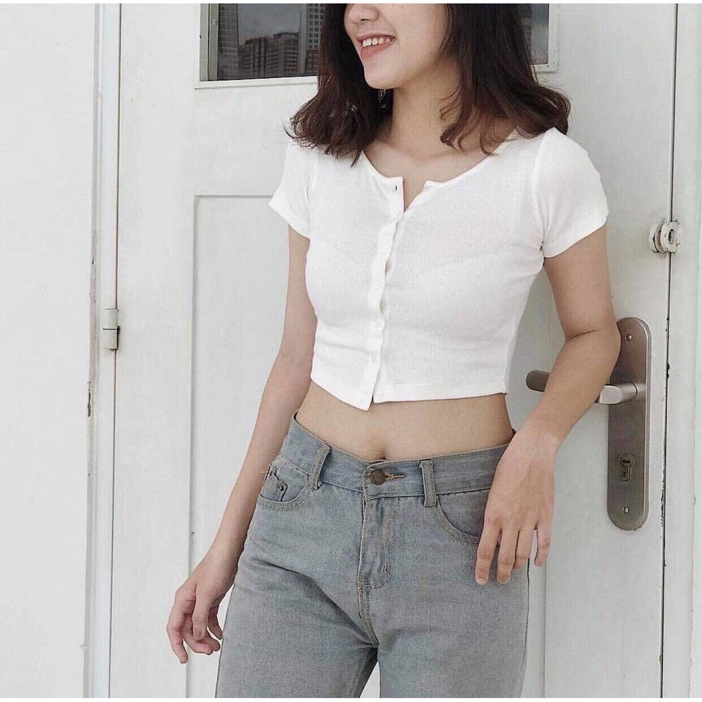 Áo croptop tay ngắn, áo thun dáng ôm cổ tròn cúc cài màu đen/trắng CT008