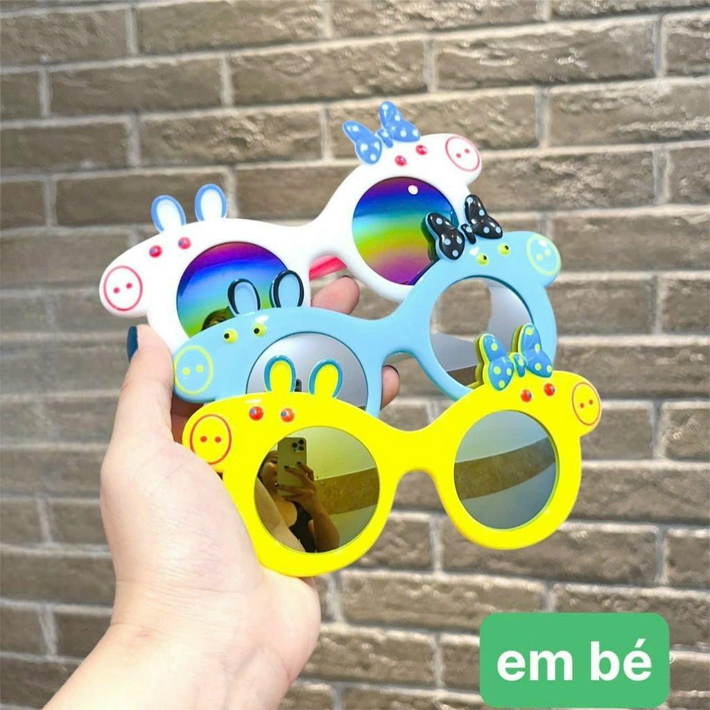 Kính râm trẻ em hình heopeppa nhiều màu đáng yêu, chống tia uv dành cho bé từ 3 đến 7 tuổi PEPPA