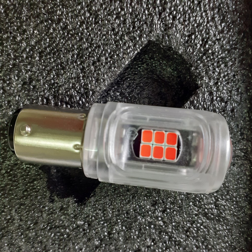Đèn led phanh nhấp nháy Hutra