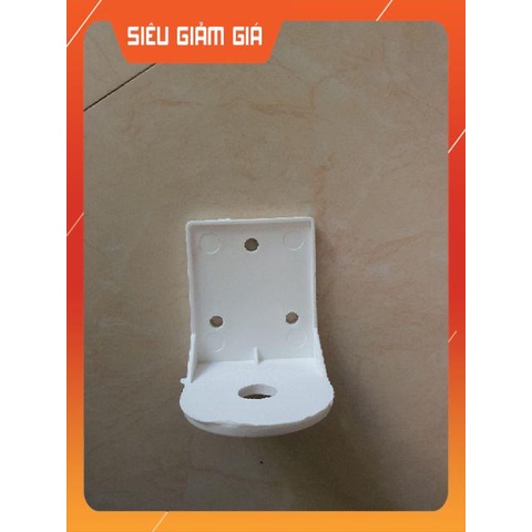 Giá treo vòi máy lọc nước