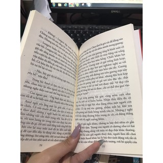 Sách - Cánh buồm đỏ thắm