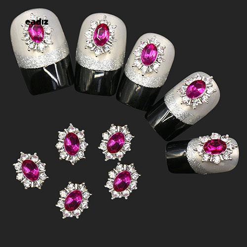 Bộ 10 miếng đính trang trí móng tay xinh xắn