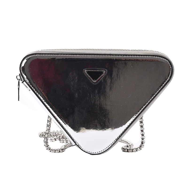 Spot goods Internet celebrity fashion shiny surface patent leather small bag mini 2021 new lipstick change satchel niche