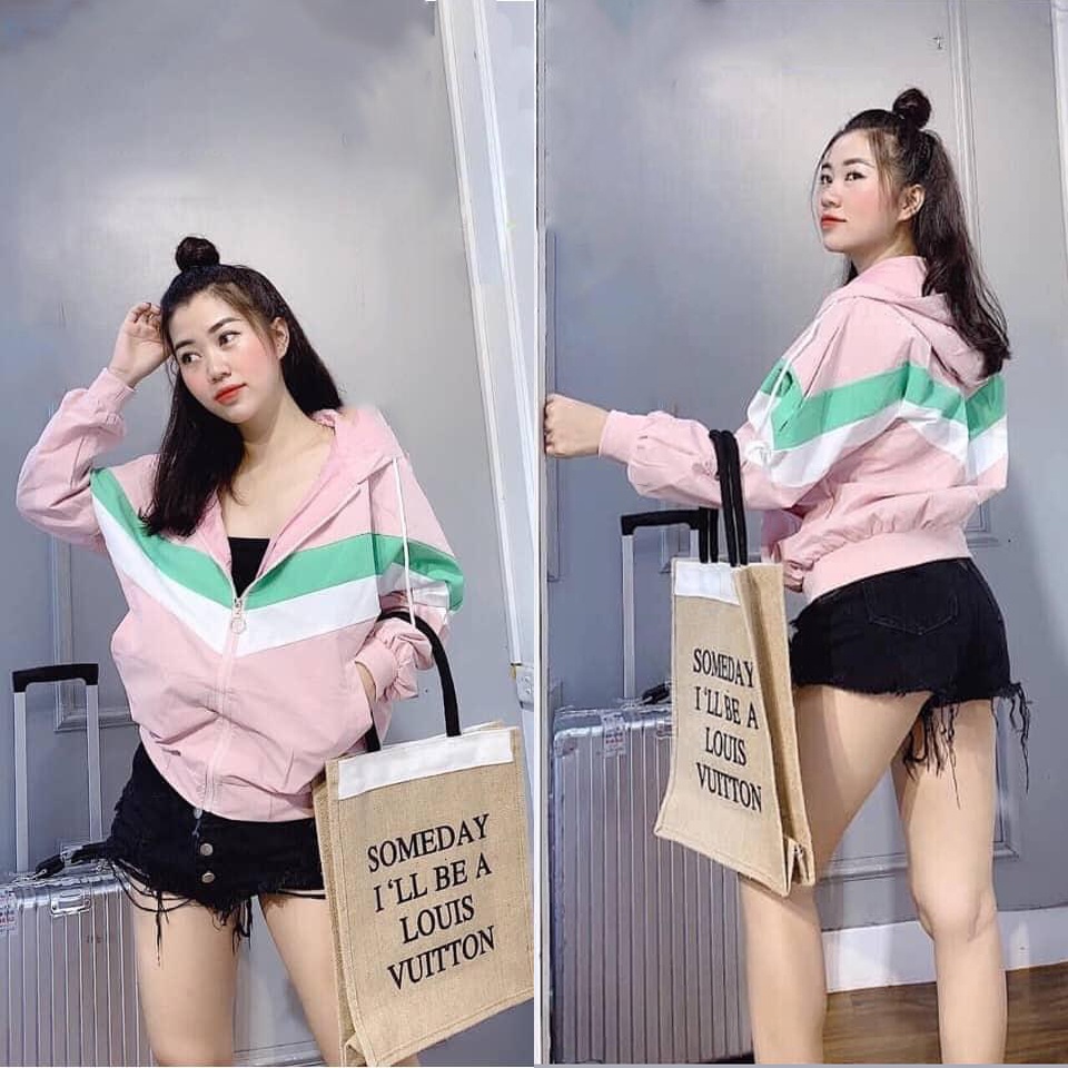 Áo khoác dù chống nắng nữ có mũ form rộng phối viền chữ V ấn tượng KD02