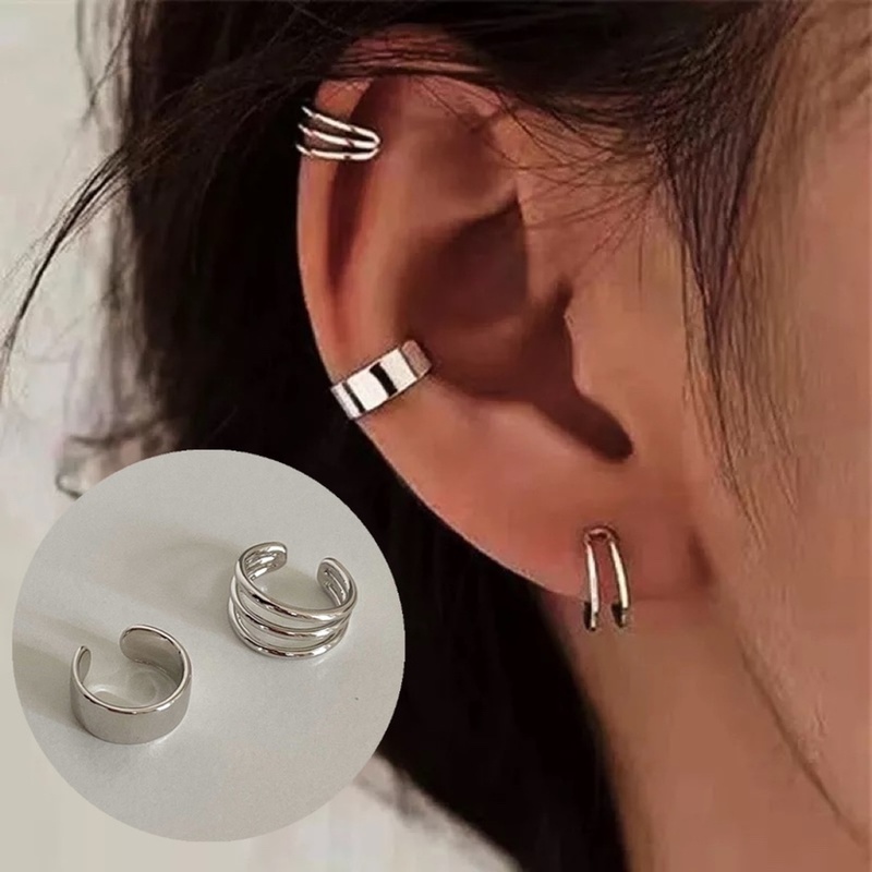 2 Khuyên Kẹp Vành Tai Màu Vàng / Bạc Đơn Giản Thời Trang Cho Nữ