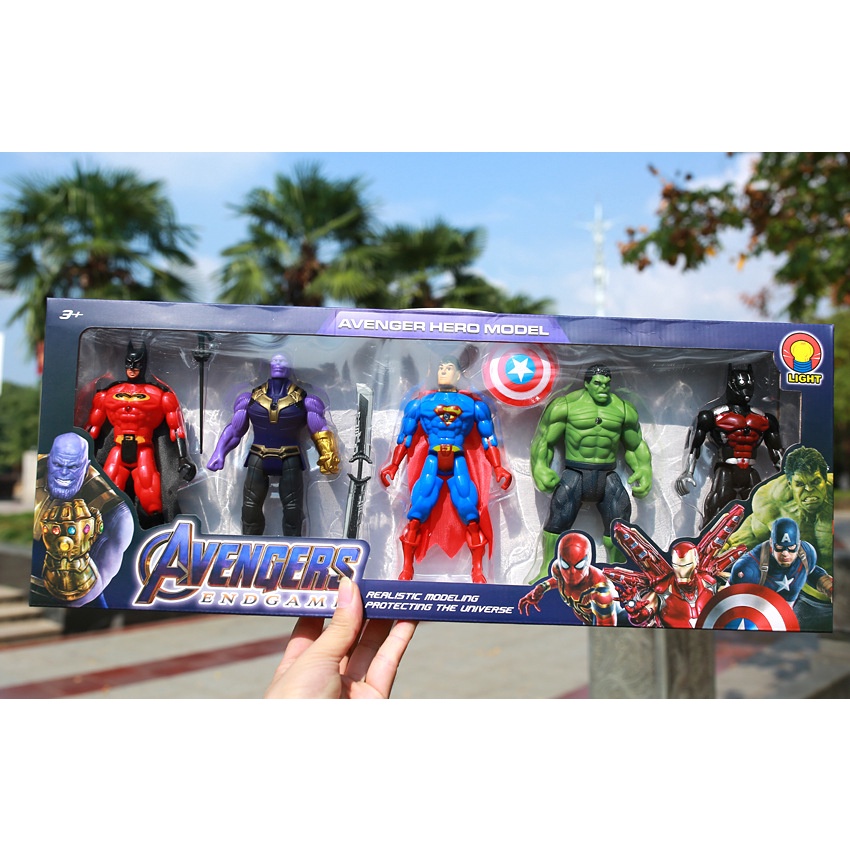 (hàng Sẳn TP.HCM) Bộ đồ chơi biệt đội siêu anh hùng avengers (5 nhân vật :Super man, Hulk, Ant Man, Bat Man, Thanos)
