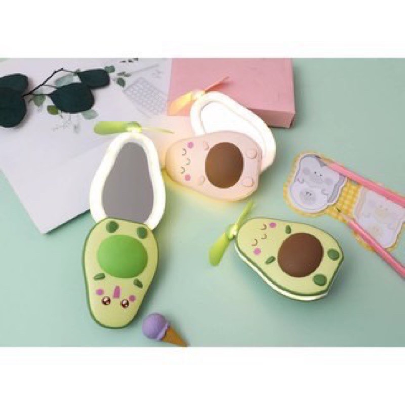 Quạt mini cầm tay quả bơ 3in1 - Quạt- Gương - Đèn | BigBuy360 - bigbuy360.vn