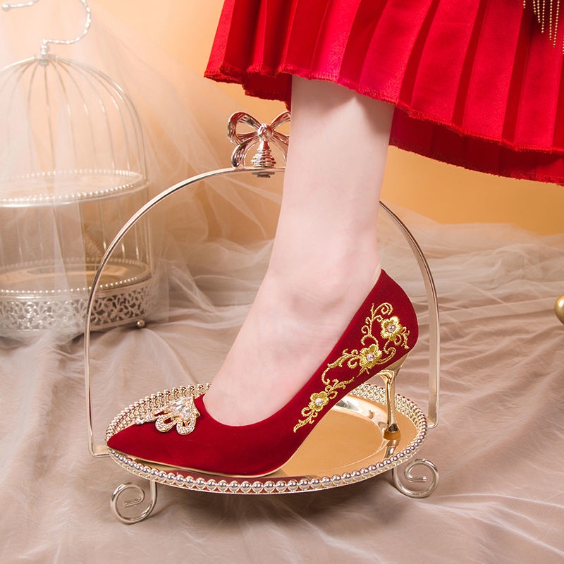 Giày Cao Gót Hai Dây 2022 Kiểu Dáng Mới Xuân Hè Phong Cách Trung Hoa Cho Cô Dâu Đám Cưới