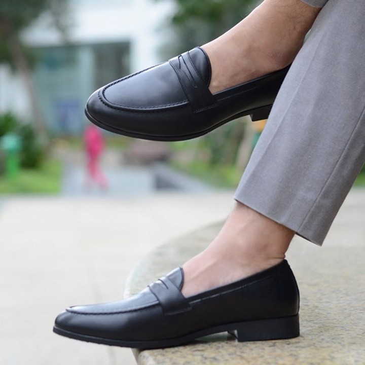 Giày Da Nam Hàn Quốc Đai Đục Đen Trơn, Da mỀM Đế Cao Su Đúc Cao 3cm, Mã K181