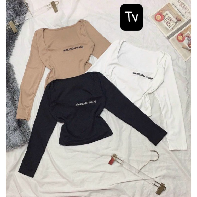 Áo thun cổ vuông tay dài thêu chữ (PU-CA)