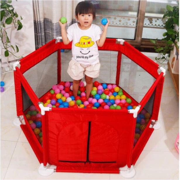 QUÂY BÓNG LỤC GIÁC KHUNG INOX TẶN KÈM 10 BÓNG NHỰA CHO BÉ ( GIA DỤNG 1995 )