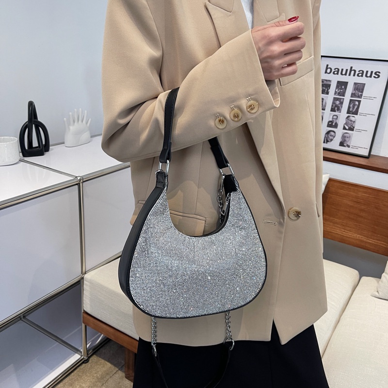 IELGY women's french rhinestone chain texture messenger bag