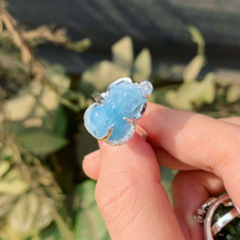 Vòng cổ tỳ hưu đá xanh dương chế tác thủ công kích tài lộc