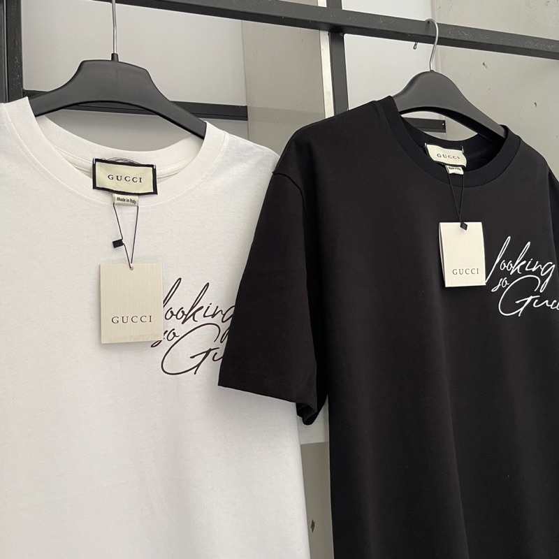 Áo Tee LOOKING FOR GUCCI màu trắng đen mã TG35 - Full tem tag