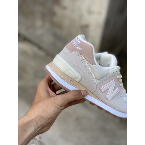 Giày thể thao nữ New balence574 hồng nâu nhạt