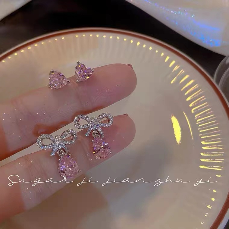 Bộ Khuyên Tai Nơ Rỗng Đính Đá Zircon Hồng 2022