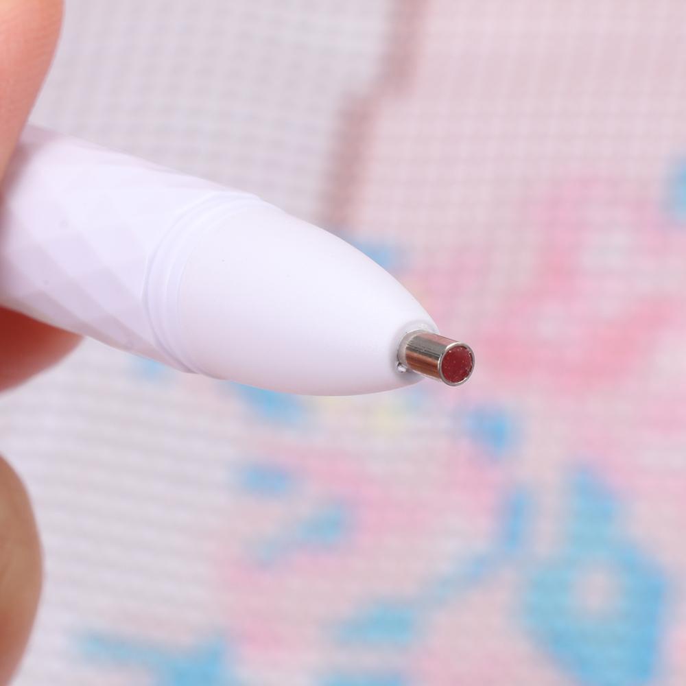 Bút Đính Đá 5D Tự Làm Có Đèn Để Bàn Trang Trí