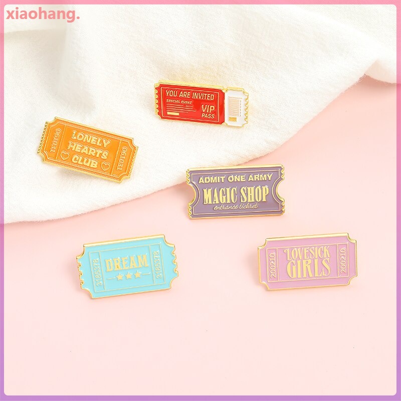 Huy hiệu cài áo tráng men hình hoạt hình vui nhộn