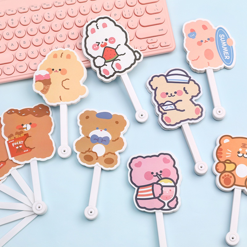 Quạt Xếp Nhựa Cầm Tay Hình Cute Pet