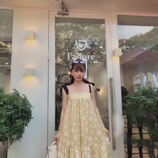 Đầm hoa cúc xòe 2 dây