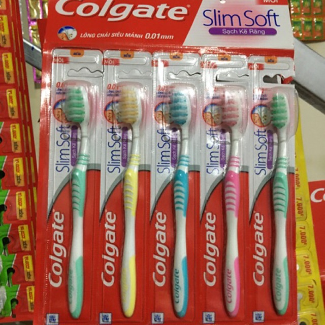 Bàn chải colgate sạch kẽ răng