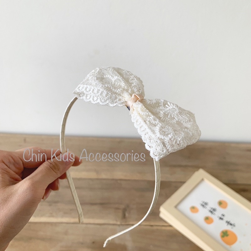 Bờm ren thêu hoa nơ bản to cho bé từ 0-15 tuổi