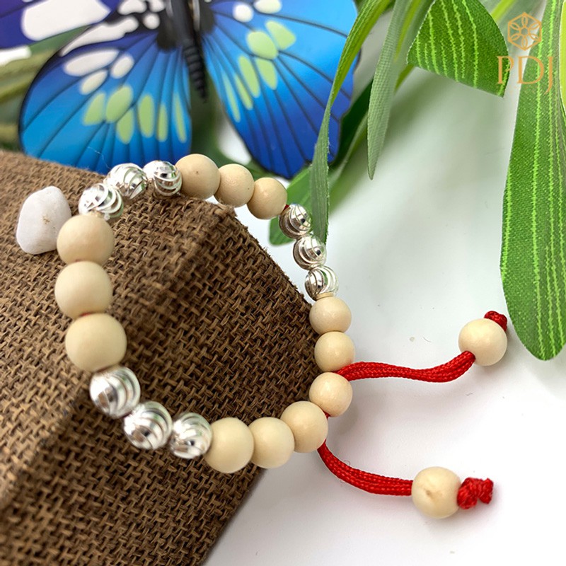 Vòng Dâu Tằm 9 Bi Bạc Cho Bé Gái