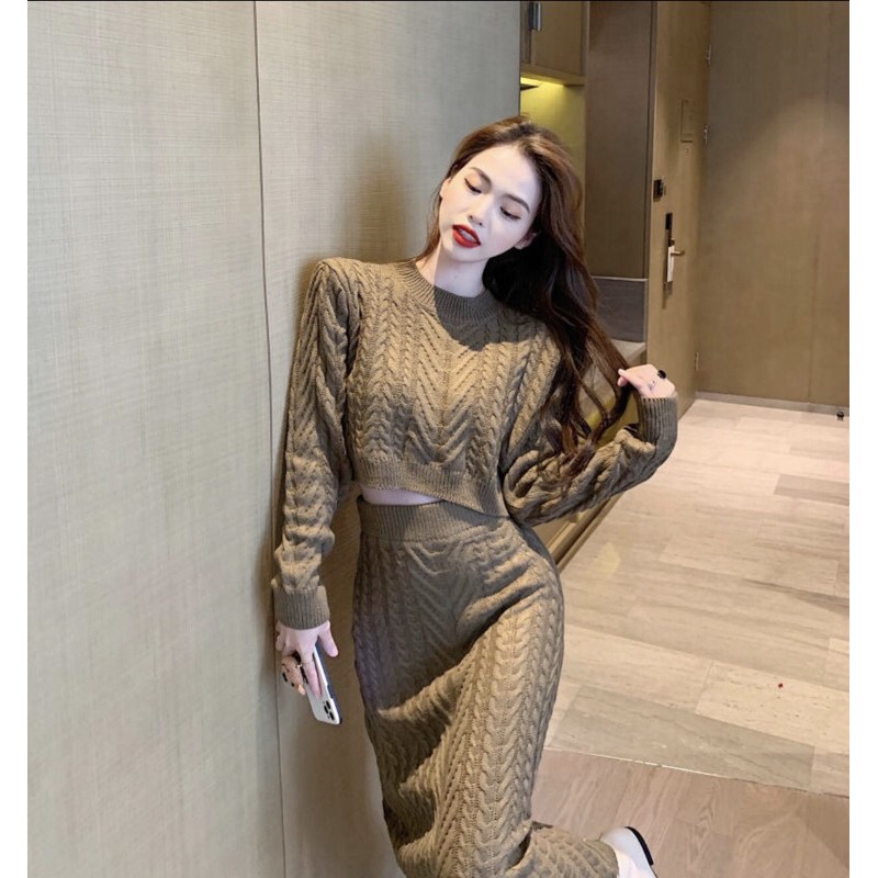 [CROP TOP SẴN] Áo Len Crop Top Siêu Cá Tính, Cho Bạn Nữ Thêm Yêu, Hot Trend 2020 Mùa Đông Không Lạnh, Thời Trang | BigBuy360 - bigbuy360.vn