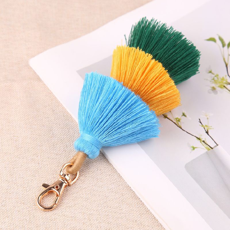 Móc Khóa Dây Tua Rua Nhiều Màu Sắc Phong Cách Boho Dễ Thương Dùng Để Trang Trí Túi Xách / Ô Tô Z