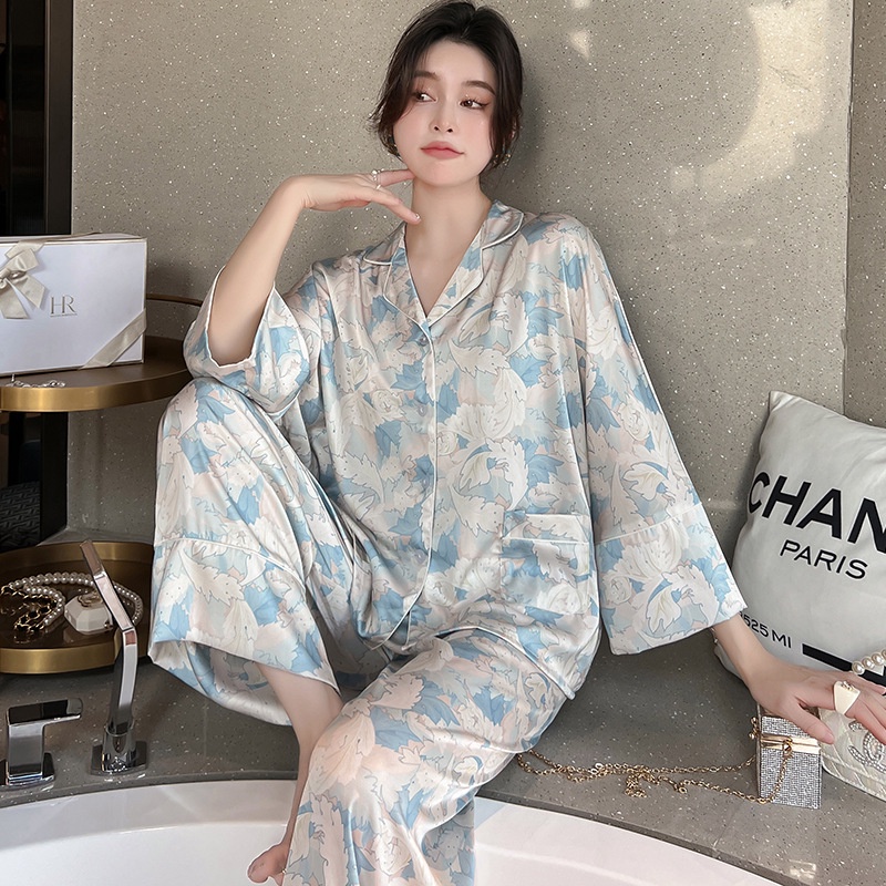 Bộ đồ ngủ tay dài từ satin phong cách mới cho nữ 2022