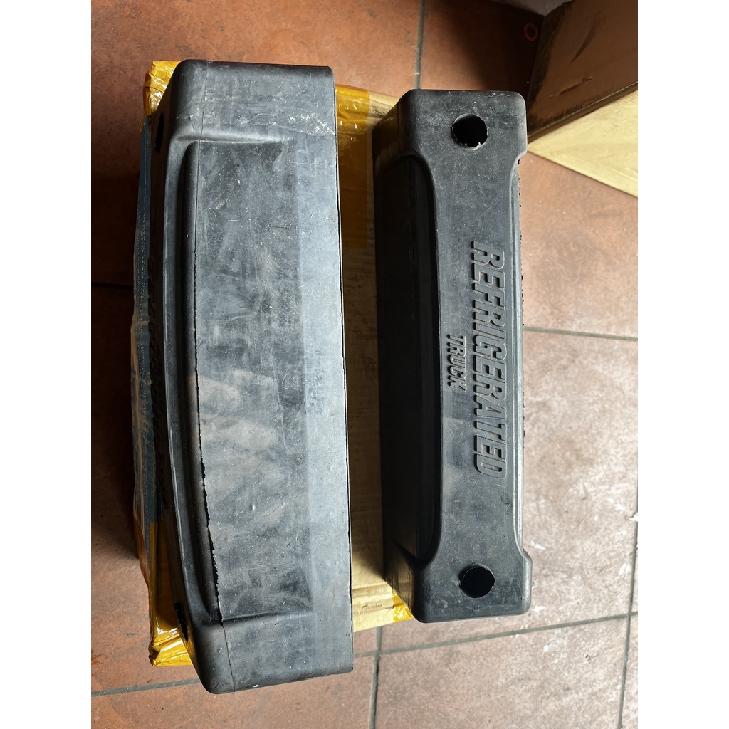 CAO SU GIẢM CHẤN THÙNG XE , CAO GIẢM CHẤN THÙNG XE 35CM , CAO SU XE ĐÔNG LẠNH 5T-15T