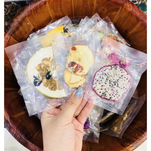 30 ngày detox trái cây sấy tặng kèm bình thuỷ tinh đường giảm kg | Thế Giới Skin Care