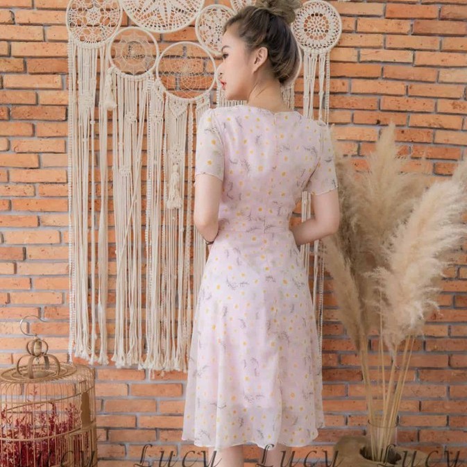 [Mã FAGREEN1505 giảm tới 30K đơn 99K] Thời trang nữ Váy Lucy, đầm voan hoa nhí, đầm thiết kế | BigBuy360 - bigbuy360.vn