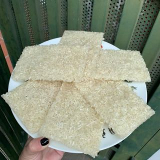 Cơm cháy chưa chiên