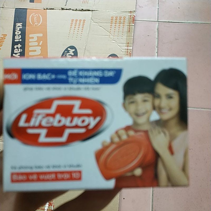 1 bánh xà bông lifebouy ion bạc 90g