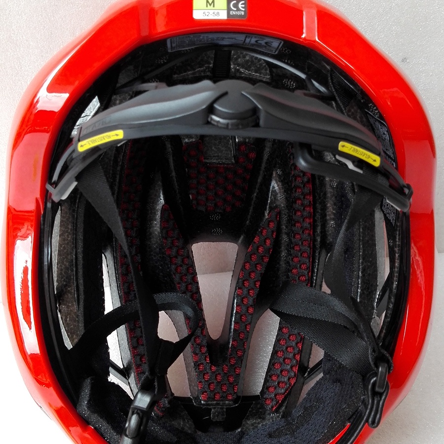 Mũ Bảo Hiểm Đi Xe Đạp Siêu Nhẹ Thoáng Khí Dành Cho Nam Và Nữ