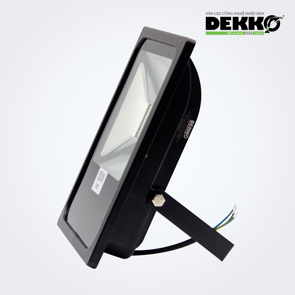 Đèn pha Dekko 50w siêu tiết kiệm điện bảo hành 2 năm