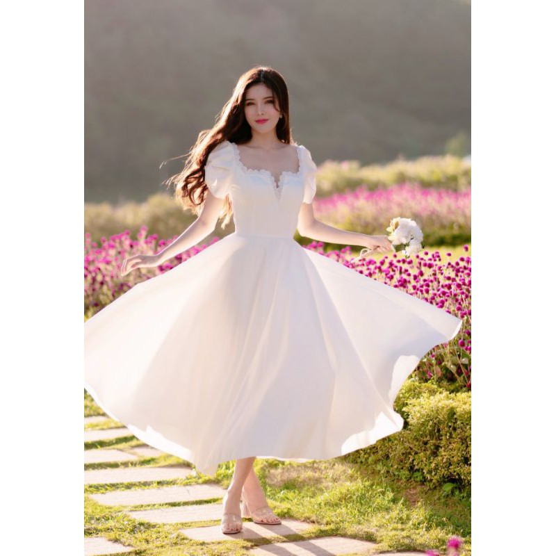 Đầm cưới Hàn Quốc màu trắng tay con phom lửng chất Phi Hàn