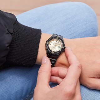 Đồng Hồ Nữ Casio LRW-200H-9EVDF