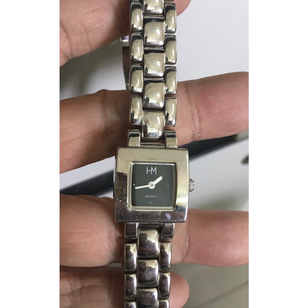 Đồng hồ nữ nhỏ hiệu HM vuông 22mm