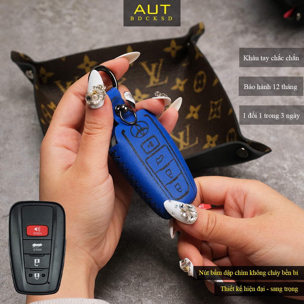 Bao da bảo vệ chìa khoá xe Toyota Corolla Cross Camry da bò trơn khâu tay
