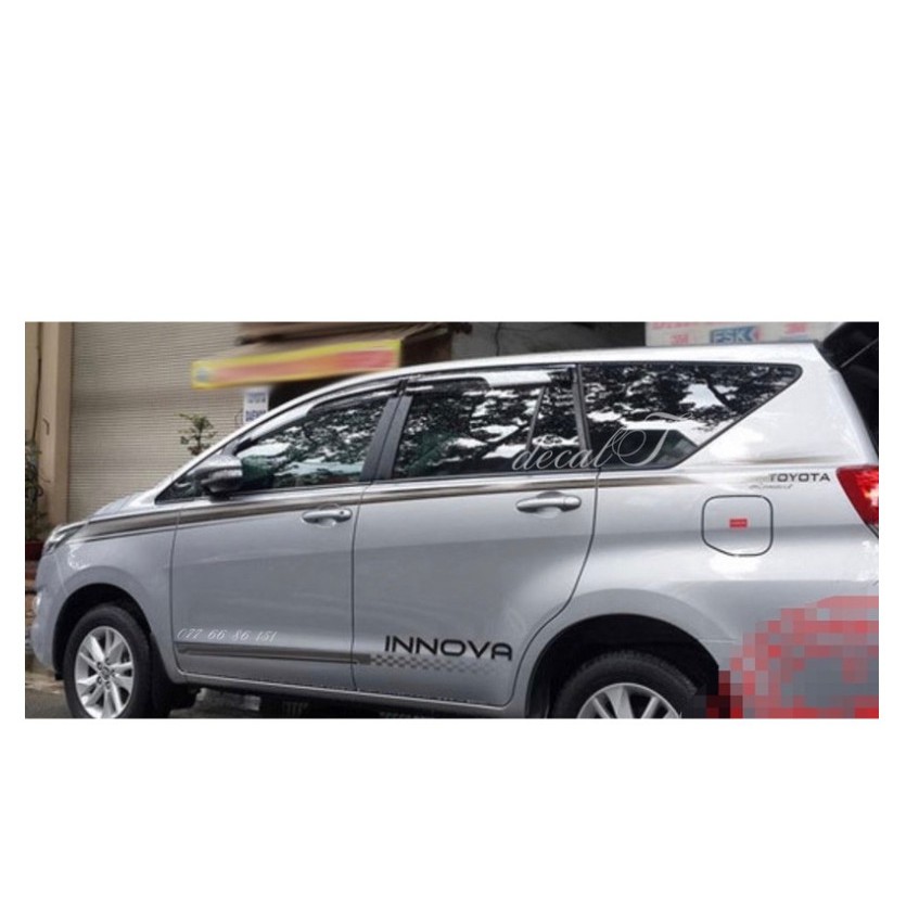Tem dán sườn xe Innova mẫu mới
