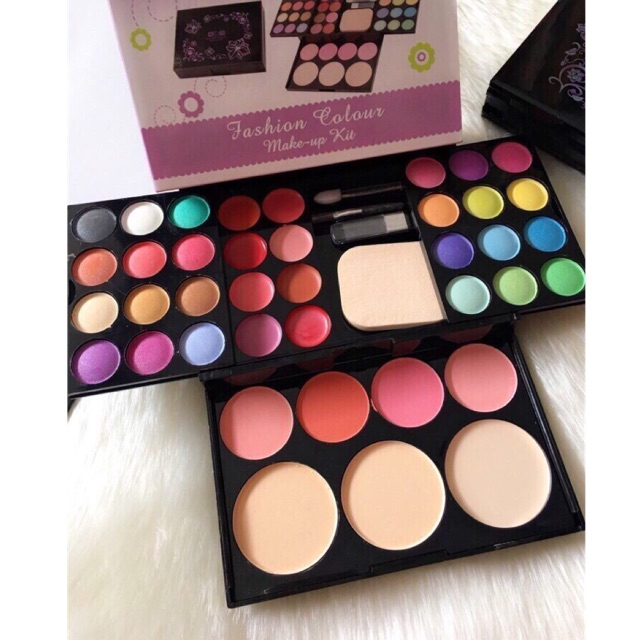 Kit trang điểm ADS lớn