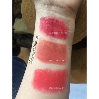 Son MAC Powder Kiss Lipstick