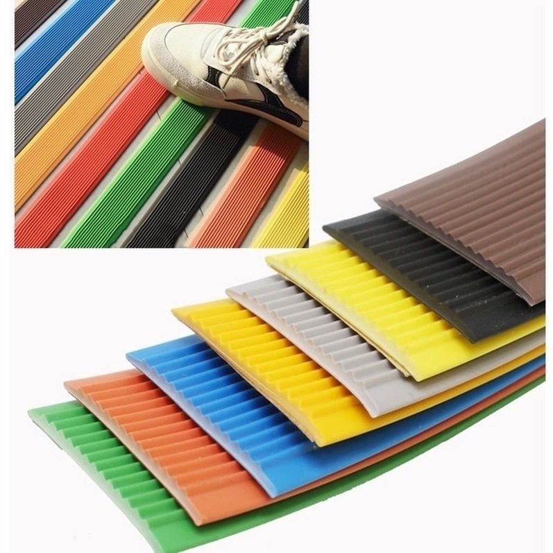 Miếng Dán Bậc Cầu Thang Bằng PVC Chống Trượt Tự Dính 4