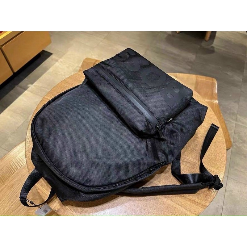 Balo hugo hàng tuồn