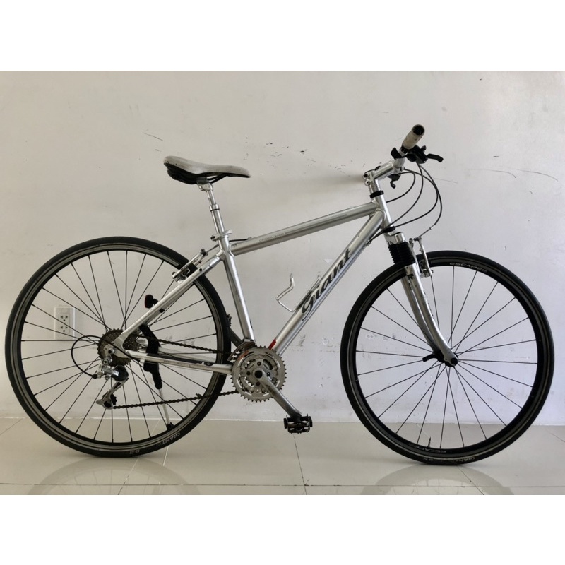 Xe Đạp Bãi Nhật Giant Cross 3400 nguyên bản zin