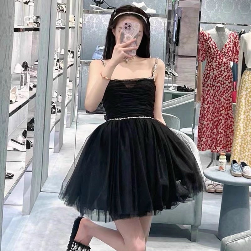 ĐẦM ĐEN 2S NHÍU NGỰC XOÈ PHỒNG